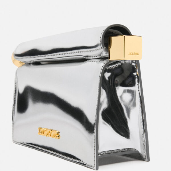 Jacquemus The small Rond Carré clutch - Jacquemus Clutch Bags - Le Chiquito Style - Shop at Coveti