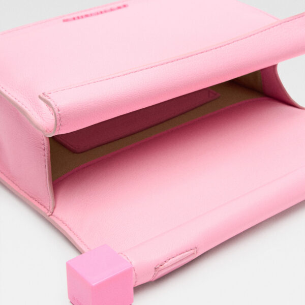 Jacquemus The small Rond Carré clutch - Jacquemus Clutch Bags - Le Chiquito Style - Shop at Coveti