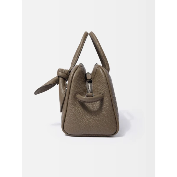 JACQUEMUS The small Turismo, view 4