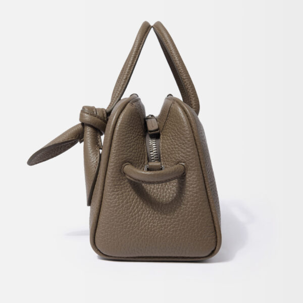 Jacquemus The small Turismo - Jacquemus Mini Bags - Le Chiquito Style - Shop at Coveti