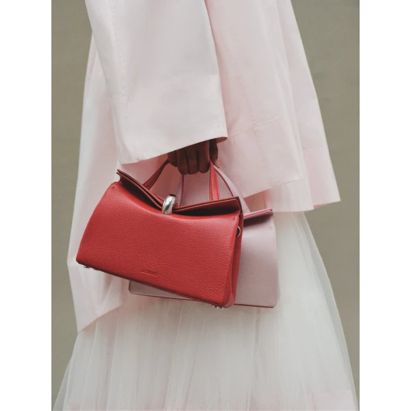JACQUEMUS The small Valérie, view 9