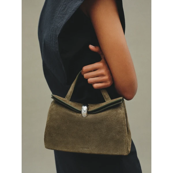 JACQUEMUS The small Valérie, view 9
