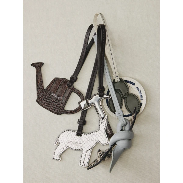 JACQUEMUS The watering can, view 4