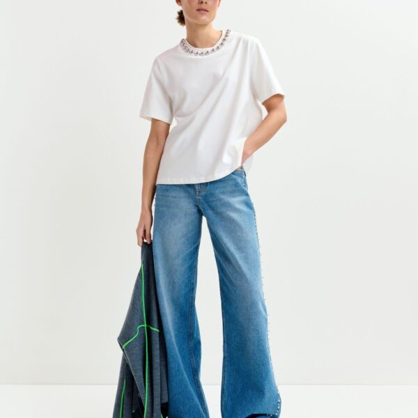 Essentiel Antwerp Off-white and silver cotton T-shirt with metallic pearl-style embellishments - Essentiel Antwerp Shirts - Colorful Belgian Design - Shop at Coveti