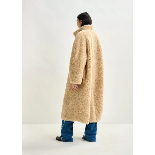 Essentiel Antwerp Off-white oversized faux shearling coat with stand-up collar, view 4
