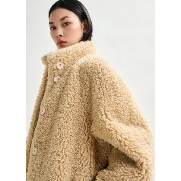 Essentiel Antwerp Off-white oversized faux shearling coat with stand-up collar, view 5
