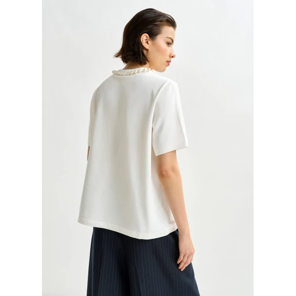 Essentiel Antwerp Red and white cotton T-shirt with “HUH?”- print and bead embellishments Top, view 3