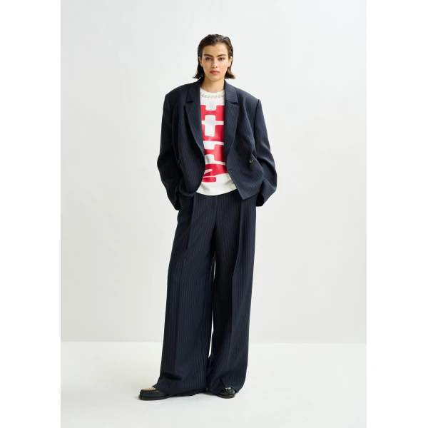 Essentiel Antwerp Red and white cotton T-shirt with “HUH?”- print and bead embellishments Top, view 5
