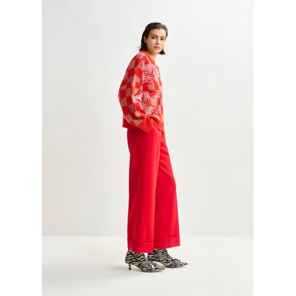 Essentiel Antwerp Red cropped pants with folded cuffs, view 5