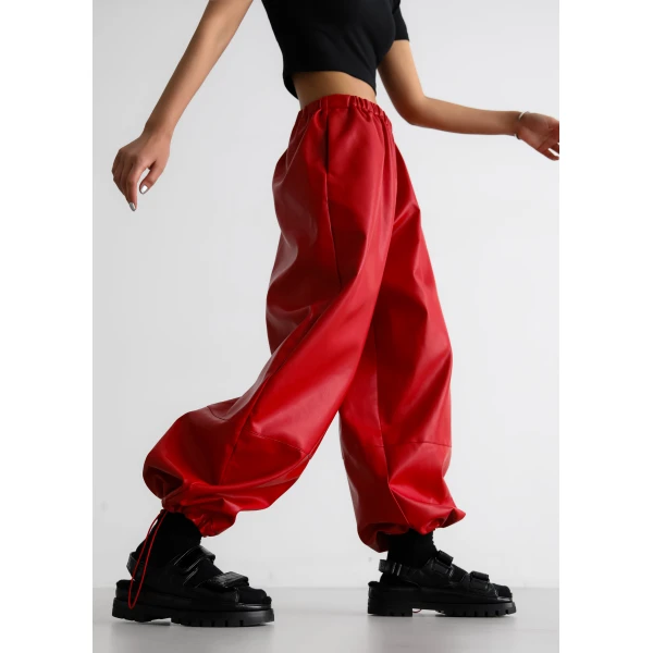 The Frankie Shop Briar Faux Leather Balloon Pants – Red, view 2
