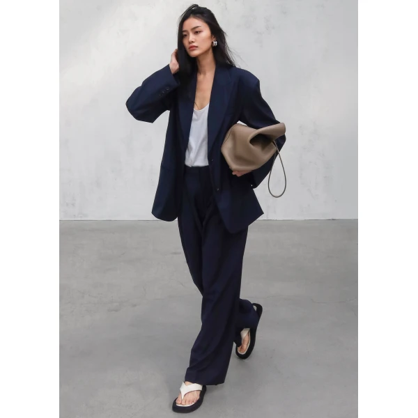 The Frankie Shop Canmore Double Vent Blazer – Navy, view 6