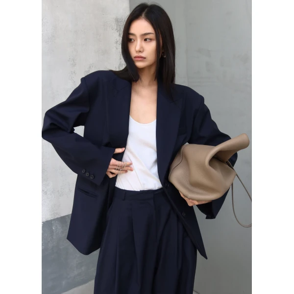 The Frankie Shop Canmore Double Vent Blazer – Navy, view 8