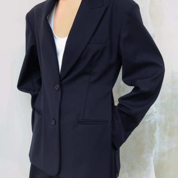 The Frankie Shop Canmore Double Vent Blazer - Navy - Oversized Minimalist Jackets in Blue - Shop at Coveti