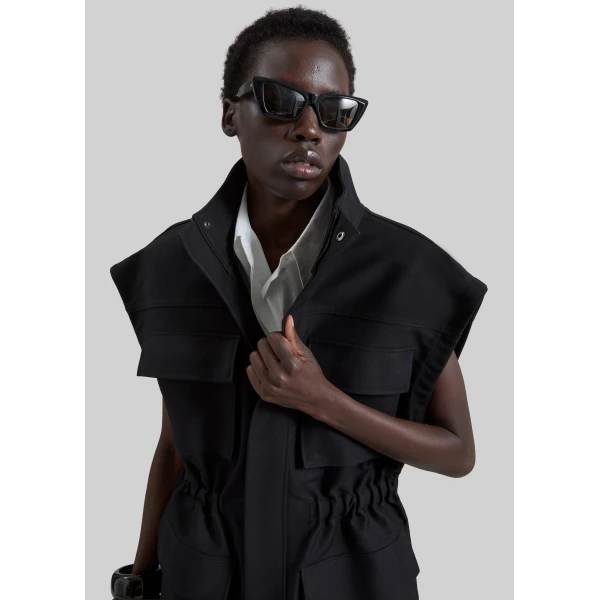 The Frankie Shop Melton Detachable Sleeve Cargo Jacket – Black, view 4
