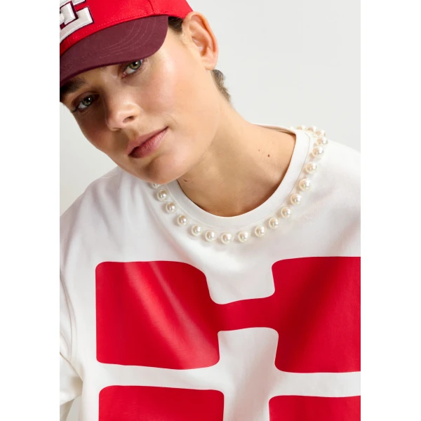 Essentiel Antwerp White and red oversized cotton T-shirt with “HUH?”- print and bead embellishments Top, view 4