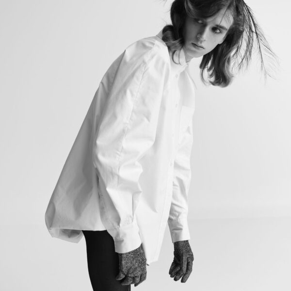 Essentiel Antwerp White oversized cotton shirt with draped back detail - Essentiel Antwerp Shirts - Colorful Belgian Design - Shop at Coveti