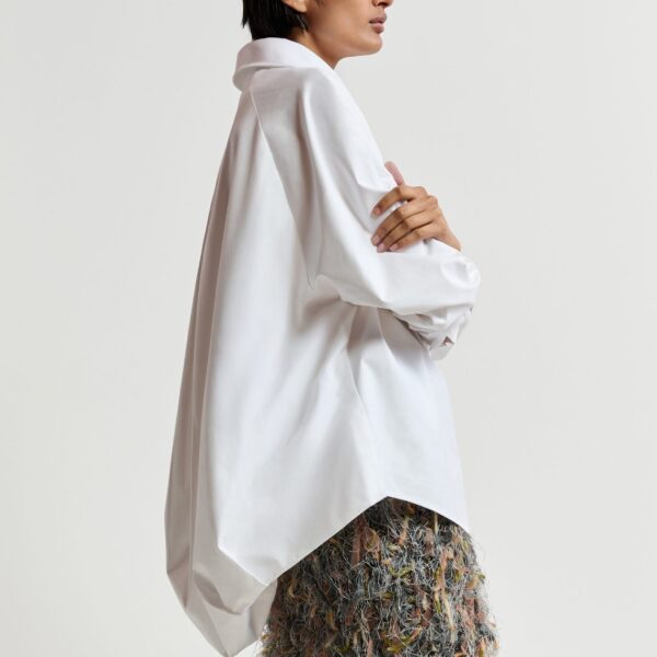 Essentiel Antwerp White oversized cotton shirt with draped back detail - Essentiel Antwerp Shirts - Colorful Belgian Design - Shop at Coveti