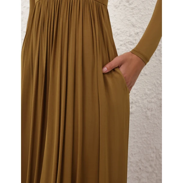 Elevate your elegance in this Zimmermann Dresses available now at Coveti
