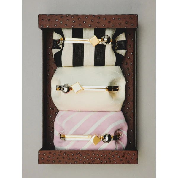JACQUEMUS The Berlingot Small clasp bag., view 5