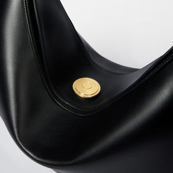 Jacquemus The Ovalo bag - Jacquemus Totes & Top-Handle Bags - Le Chiquito Style - Shop at Coveti