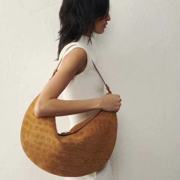 Jacquemus The Ovalo bag - Jacquemus Totes & Top-Handle Bags - Le Chiquito Style - Shop at Coveti