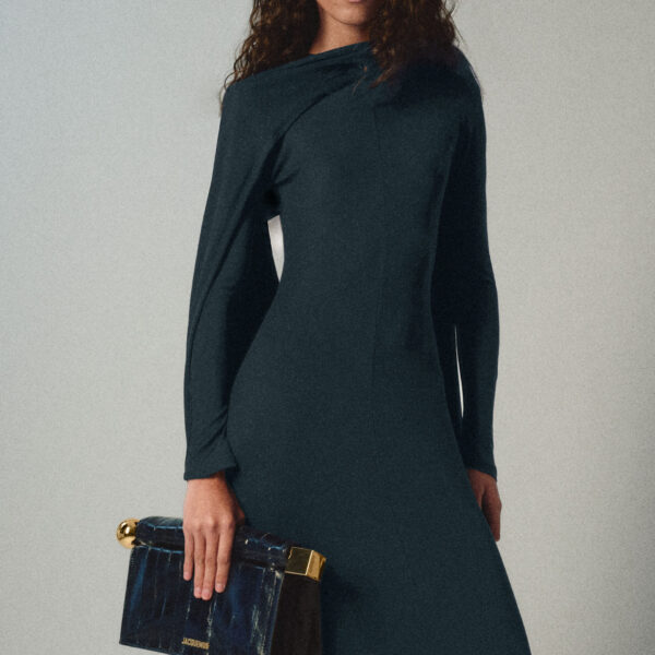 Jacquemus The Rond Carré clutch - Jacquemus Clutch Bags - Le Chiquito Style - Shop at Coveti