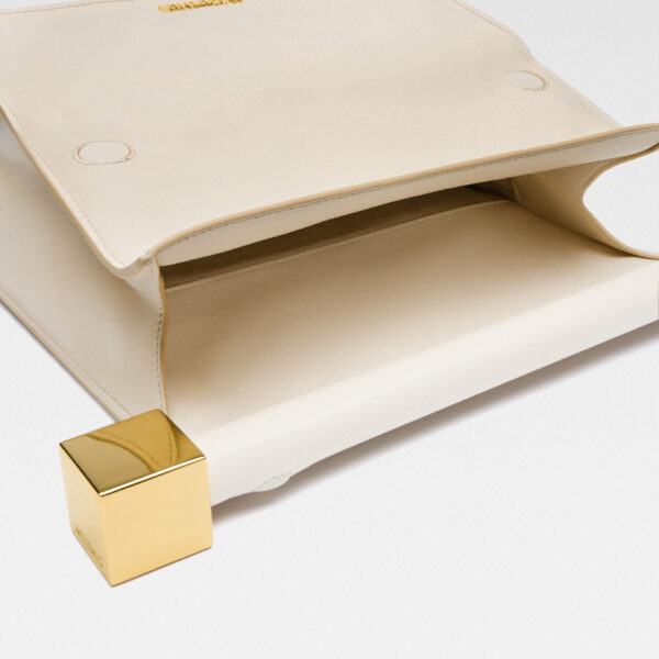Jacquemus The Rond Carré clutch - Jacquemus Clutch Bags - Le Chiquito Style - Shop at Coveti