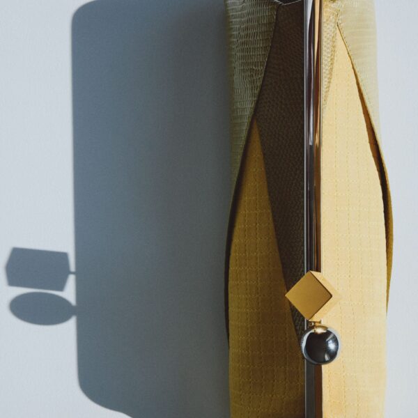 Jacquemus The Salon Maïs clutch - Jacquemus Totes & Top-Handle Bags - Le Chiquito Style - Shop at Coveti