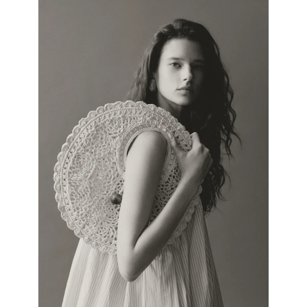 JACQUEMUS The Spiaggia Small Round Bag Small lace circle bag., view 2