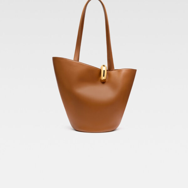 Jacquemus The medium Bambola - Jacquemus Bucket Bags - Le Chiquito Style - Shop at Coveti