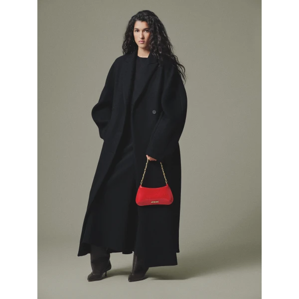 JACQUEMUS The small Bisou Chaine Small shoulder bag, view 3