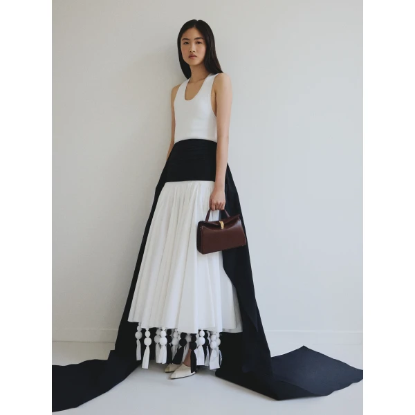 JACQUEMUS The small Valérie Small soft leather bag., view 3