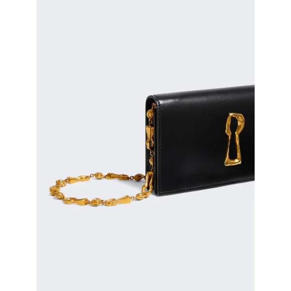Schiaparelli nose bag