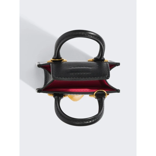 Schiaparelli nose bag