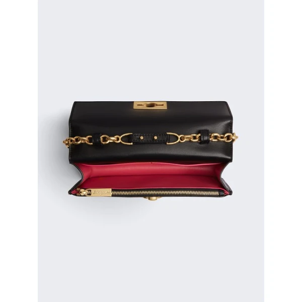 Schiaparelli nose bag