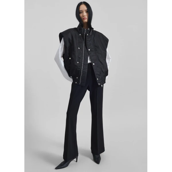 The Frankie Shop Aysen Sleeveless Bomber Jacket – Black, view 5