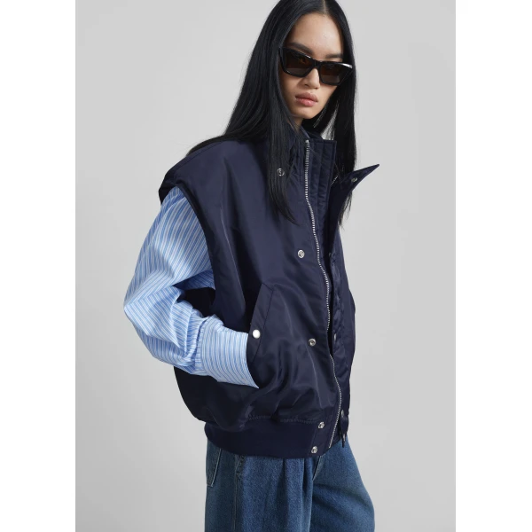The Frankie Shop Aysen Sleeveless Bomber Jacket – Navy, view 2
