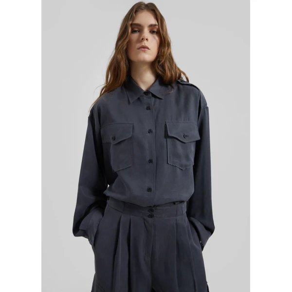 The Frankie Shop Balsta Cargo Shirt – Dark Grey, view 2