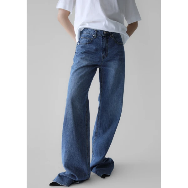 The Frankie Shop Cromer Jeans – Medium Wash, view 2