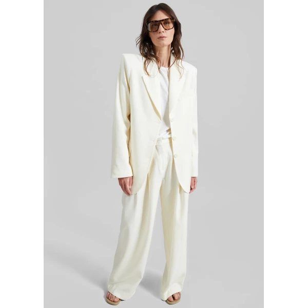 The Frankie Shop Halser Oversized Blazer – Ivory, view 4
