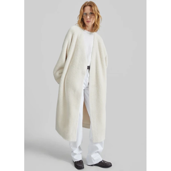 The Frankie Shop Livigno Faux Shearling Coat – Ivory, view 6