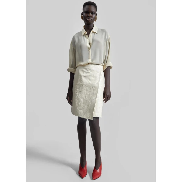 The Frankie Shop Loulou De Saison Gora Ostrich-Effect Leather Wrap Skirt – Ivory, view 7