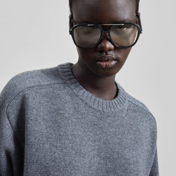 The Frankie Shop Loulou De Saison Safi Lds Cashmere Blend Sweater - Anthracite Melange - Oversized Minimalist Knitwear in Grey - Shop at Coveti