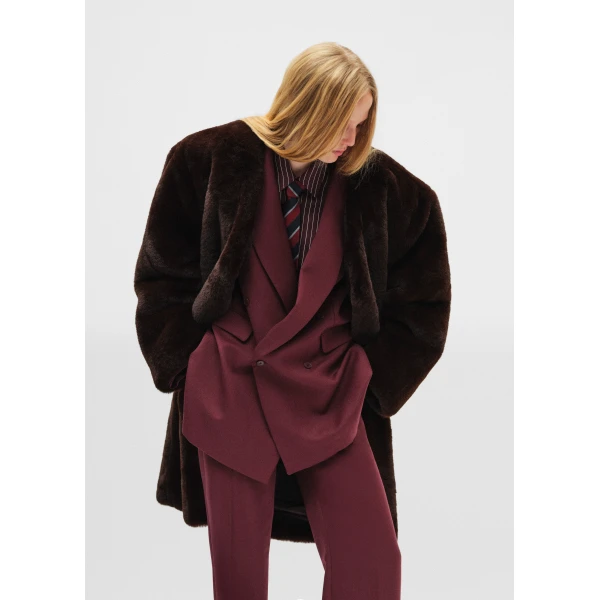 The Frankie Shop Monterey Structured Wool Blazer – Burgundy, view 2