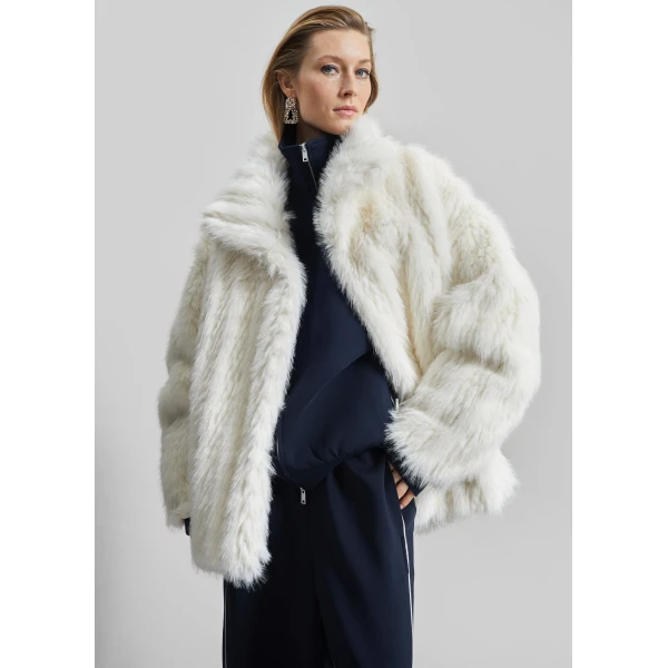 The Frankie Shop Mortisa Faux Fur Belted Short Coat – Off White, view 2