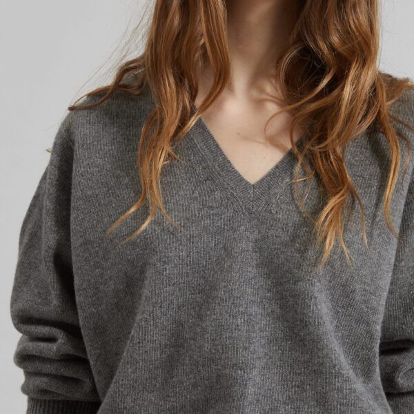The Frankie Shop Ronse V-Neck Superfine Lambswool Sweater - Grey - Oversized Minimalist Knitwear in Grey - Shop at Coveti
