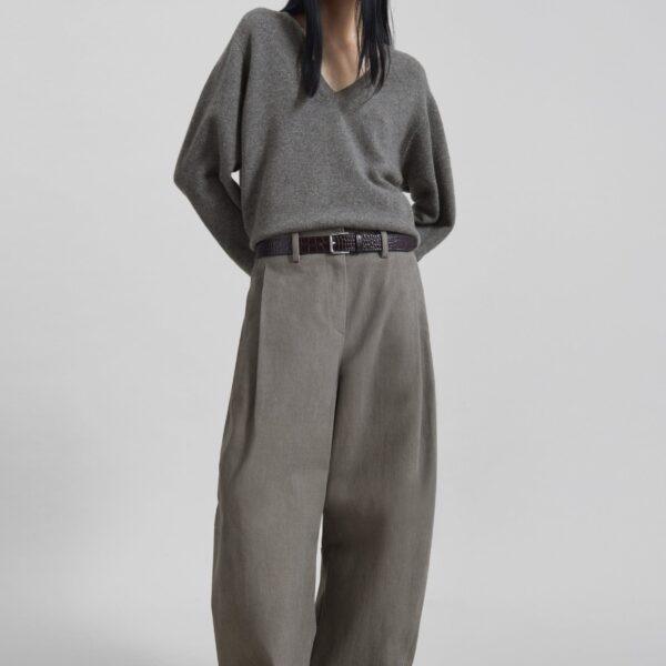 The Frankie Shop Ronse V-Neck Superfine Lambswool Sweater - Grey - Oversized Minimalist Knitwear in Grey - Shop at Coveti