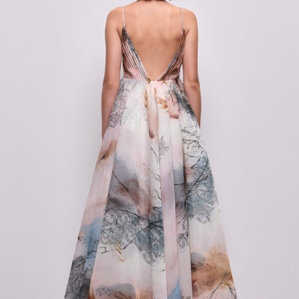 Aje clothing Aus Dresses – structured silhouette with raw femininity from Coveti