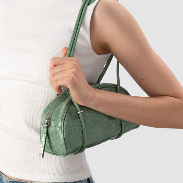 BY FAR Kimberly Bowler - By Far Green - 90s Minimalist Leather Bag at Coveti