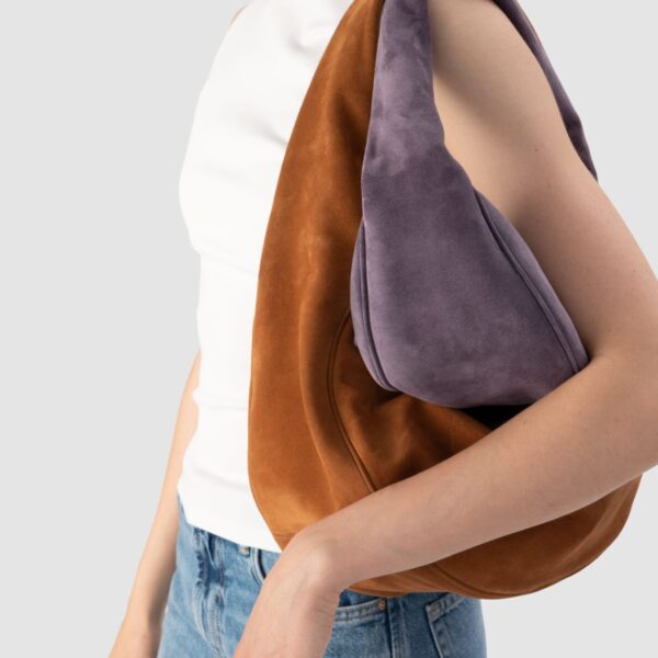 BY FAR Maxi Cush - By Far Brown - 90s Minimalist Leather Bag at Coveti